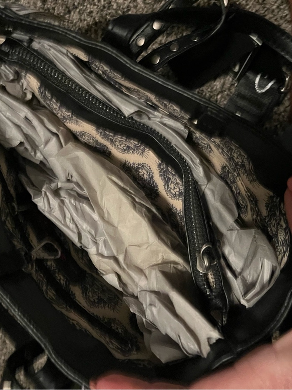 Ed Hardy bag - Picture 4 of 6